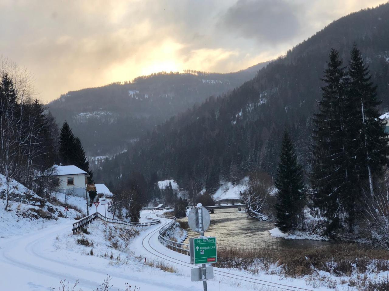 Riverside Ski Apartment Ramingstein Luaran gambar